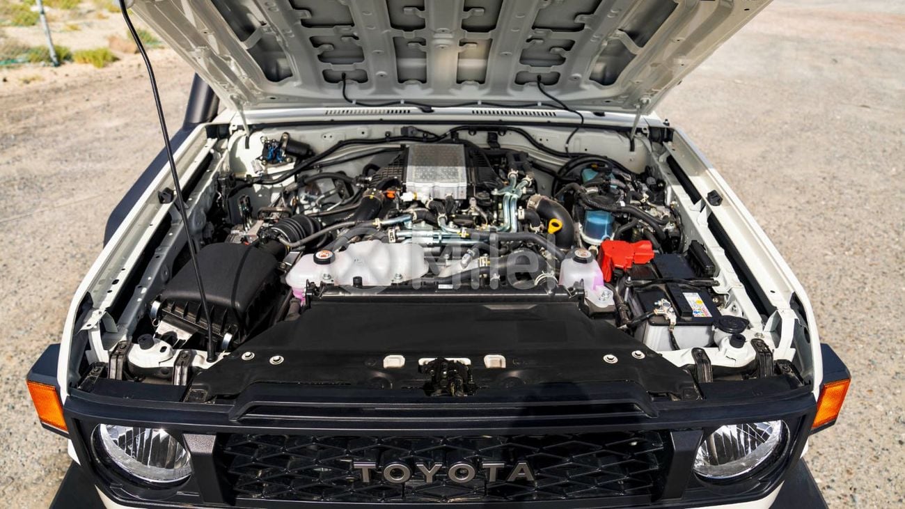تويوتا Land Cruiser Pickup 70 LX