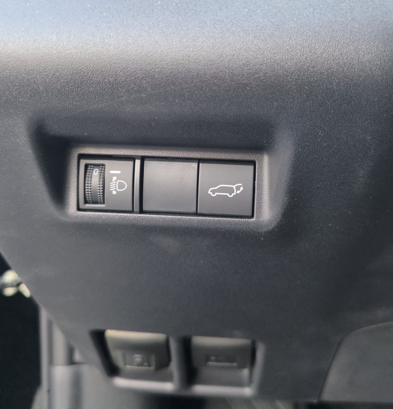 تويوتا راف ٤ XLE 2.0L 4WD Full Option 2026