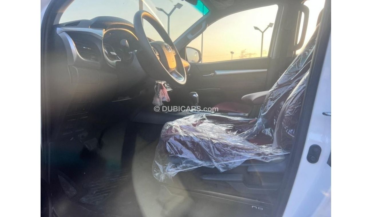 تويوتا هيلوكس T- Hilux 2.7 Petrol 4x4 A/T 2023 White color