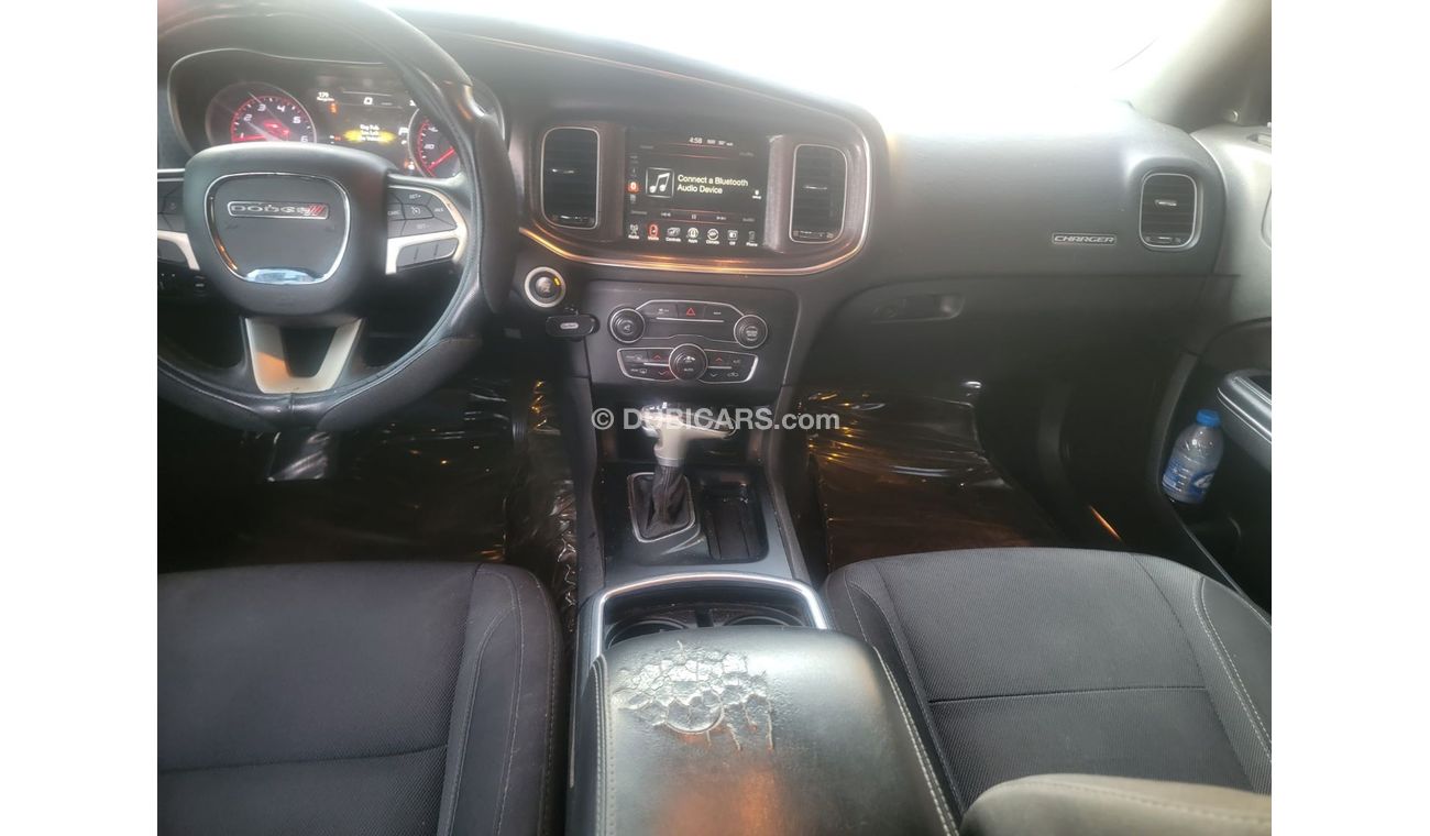 Dodge Charger SXT