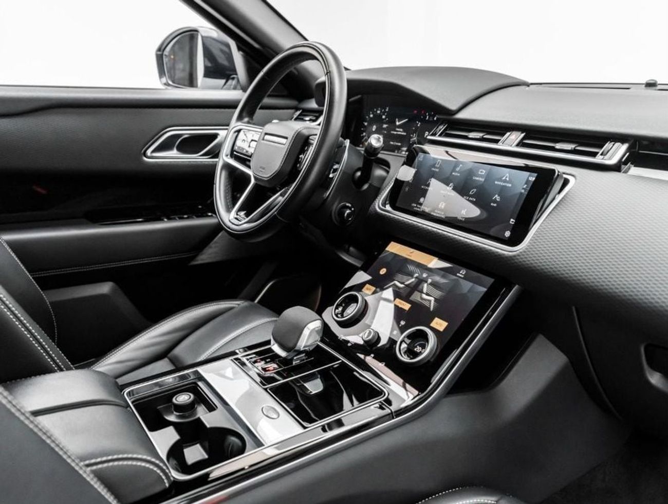 Land Rover Range Rover Velar P250 R-Dynamic 2.0L 2021 Range Rover Velar P250 R-Dynamic SE,  Al Tayer Warranty  Service Contract,