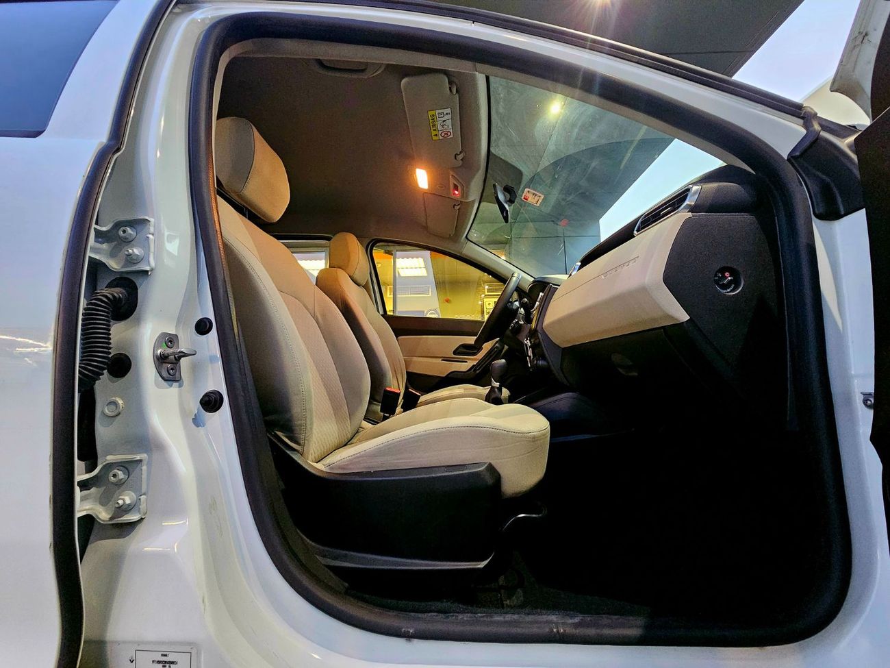 رينو داستر 4WD/ 2.0 L / NON ACCIDENT/ LOW MILEAGE