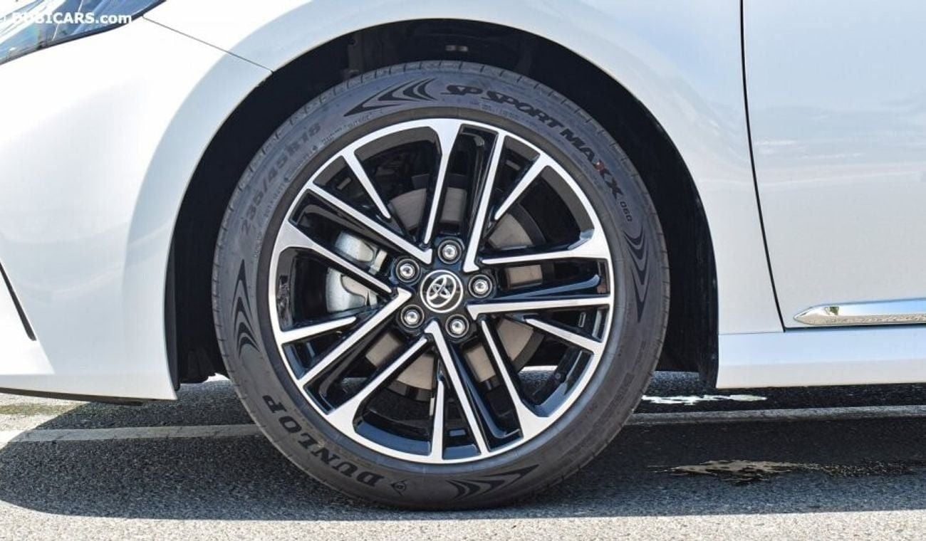 تويوتا كامري 2.5L HYBRID HEV LUMIER EDITION GCC 2025