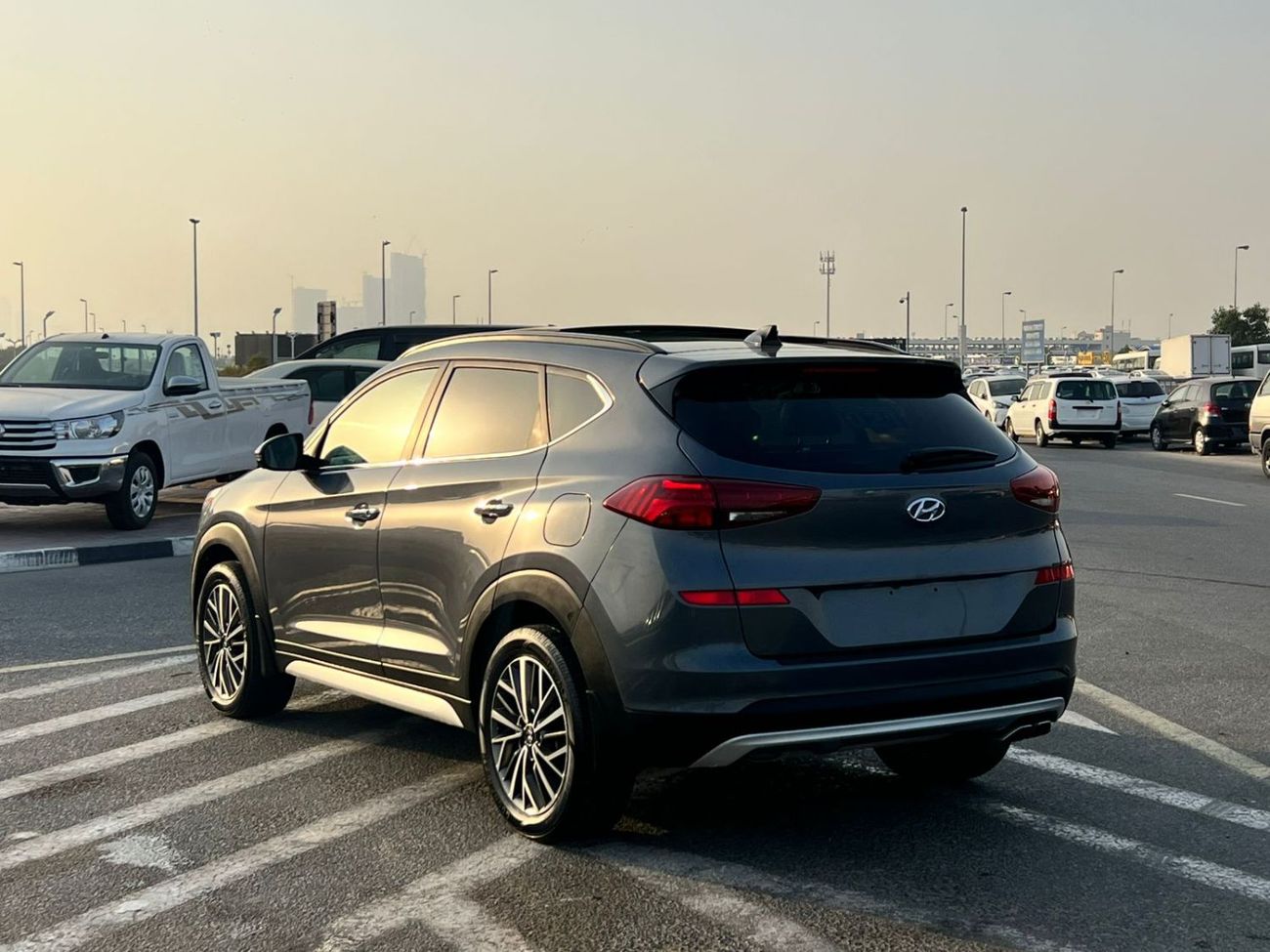 Hyundai Tucson 2021 Hyundai Tucson Limited  2.4L V4 - Panoramic View - 360* 5 CAM With Radar & Sensor - AWD 4x4 - L