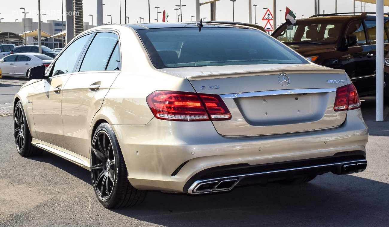 Mercedes-Benz E 63 AMG