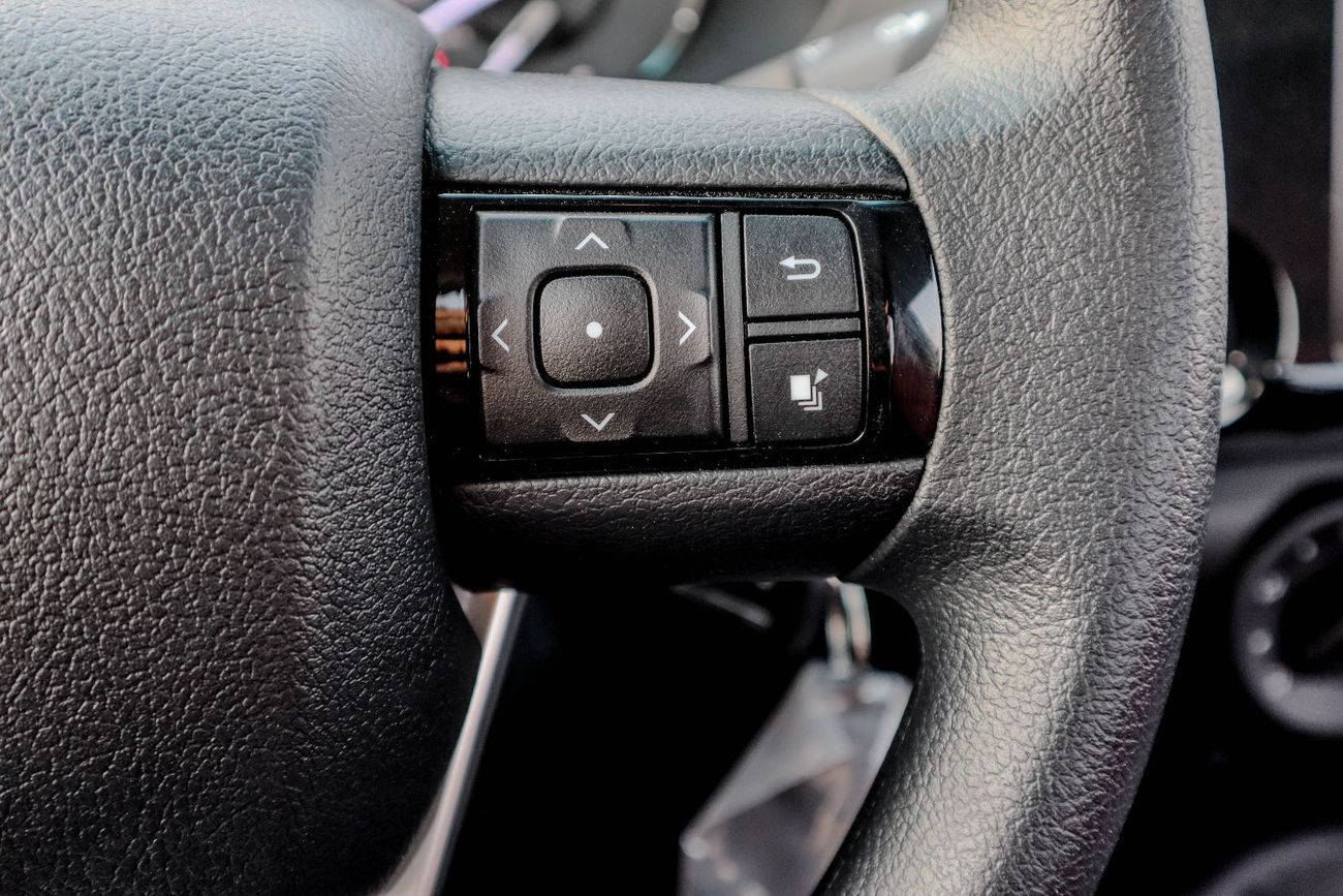 Toyota Hilux GL 2.7L Single Cab Utility