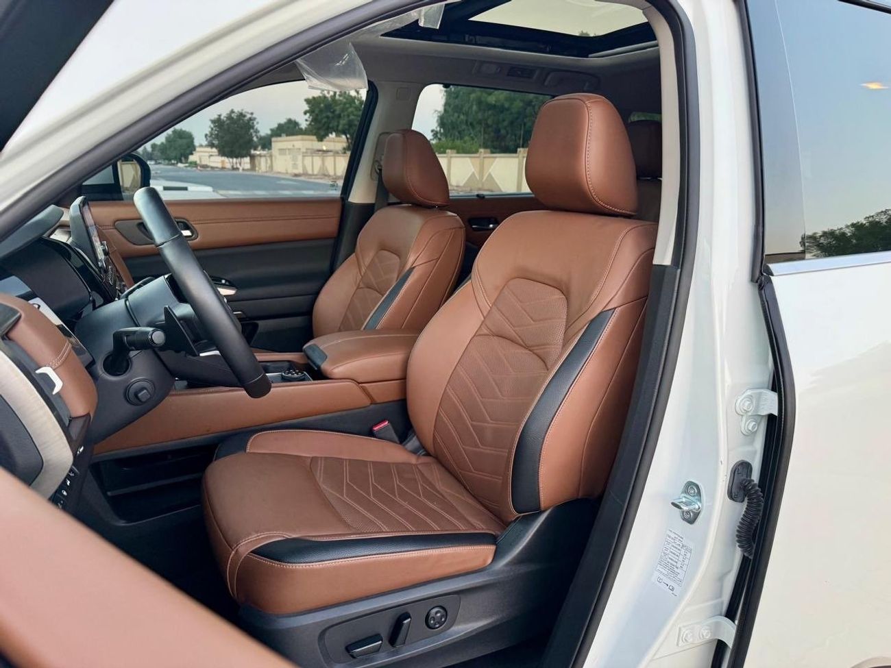 نيسان باثفايندر Pathfinder SL full option top of range GCC. Specs. Free accident.