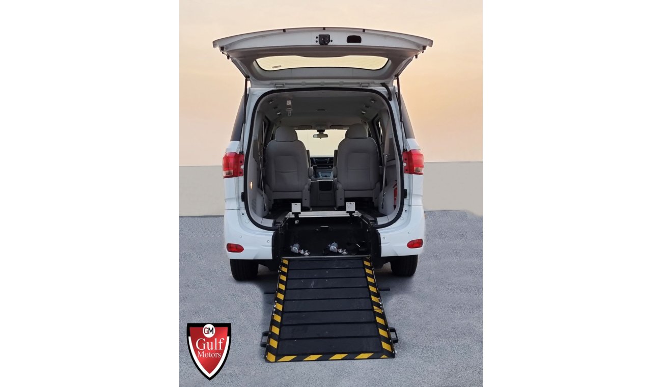 سايك ماكسز G10-TGI-2.0L-2018-GCC-EXCELLENT CONDITION-VAN-SPECIALLY MODIFIED VERSION  FOR WHEEL CHAIR ACESS