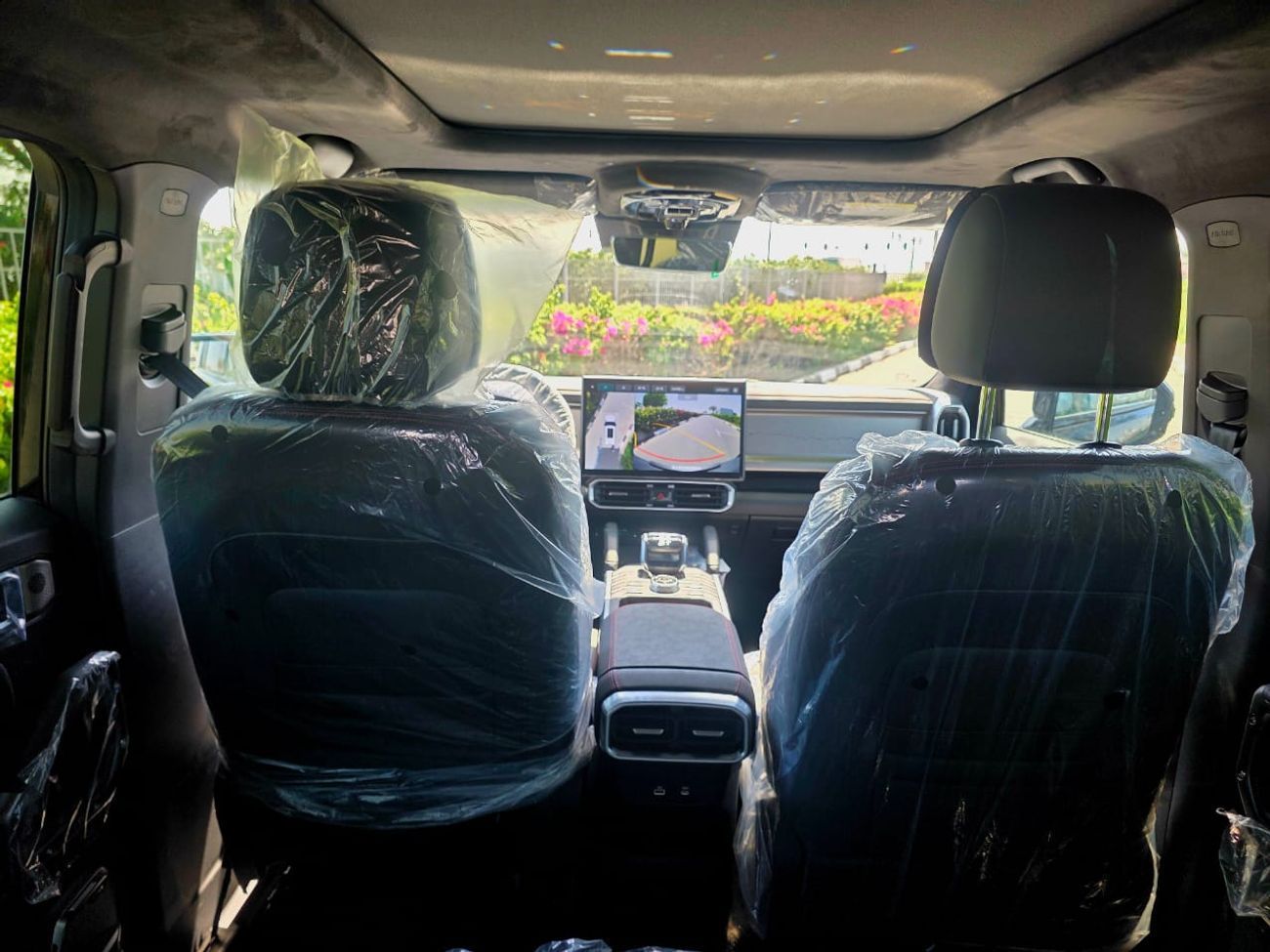 Jetour T2 Luxury 2.0L 8 GEAR SONY SOUND SYSTEM FOR LOCAl