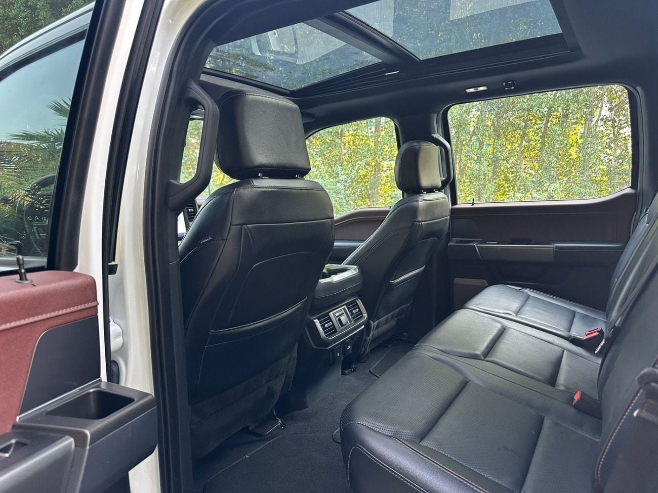 فورد F 150 Lariat 3.5L 2023 Ford F-150 Lariat | power Boost | V6 | American specs