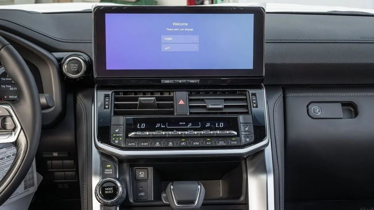 Toyota Land Cruiser VXR LAND cruiser VXR 3.5 petrol 2026