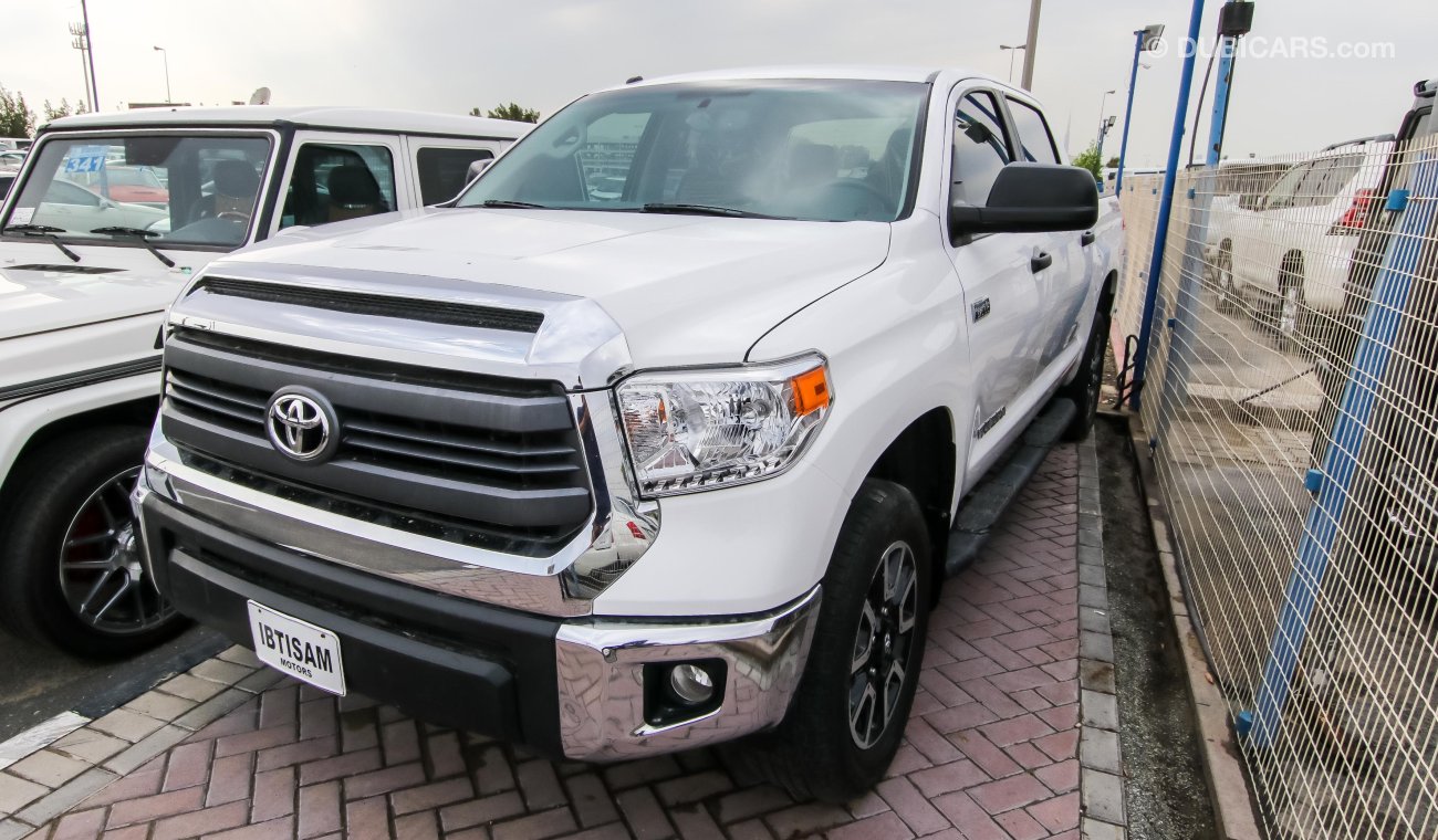 Toyota Tundra SR5 5.7 L