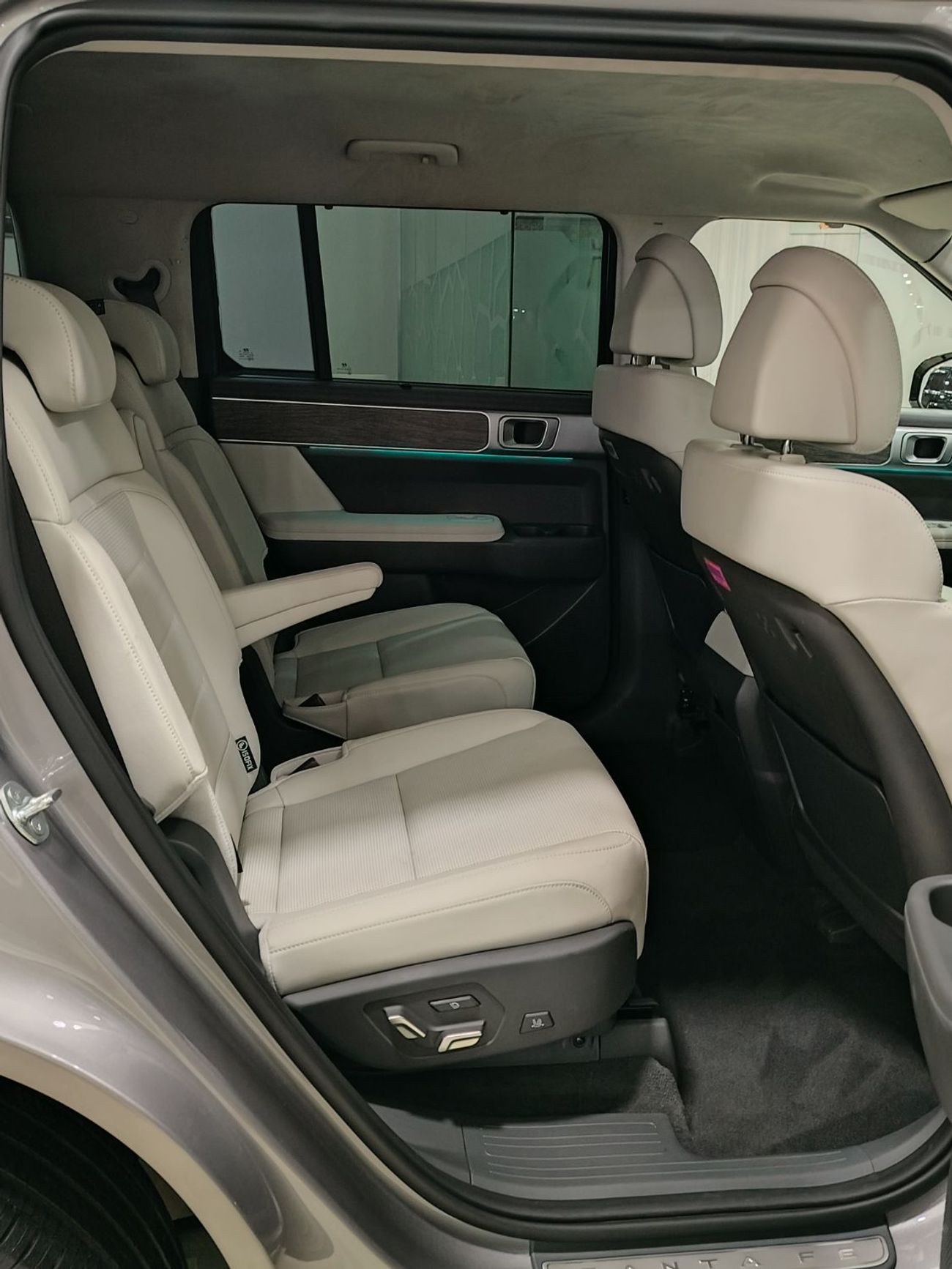 هيونداي سانتا في