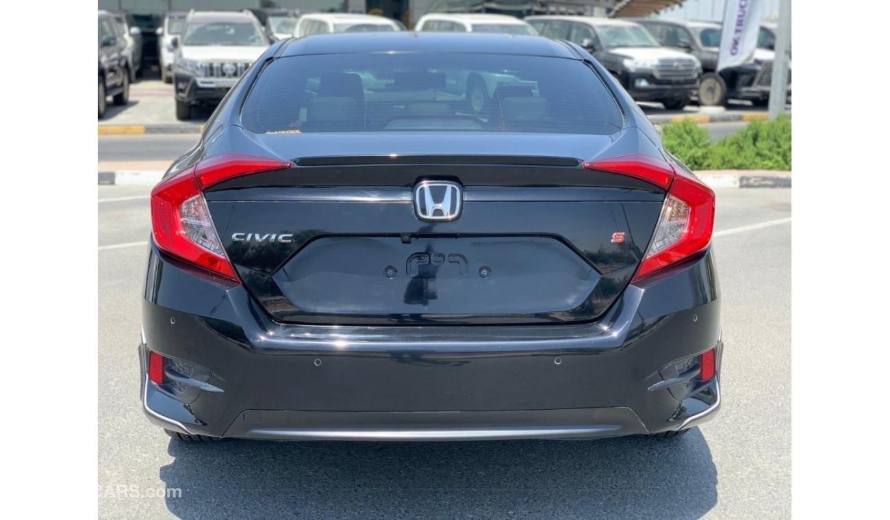 Honda Civic **2018** GCC Spec