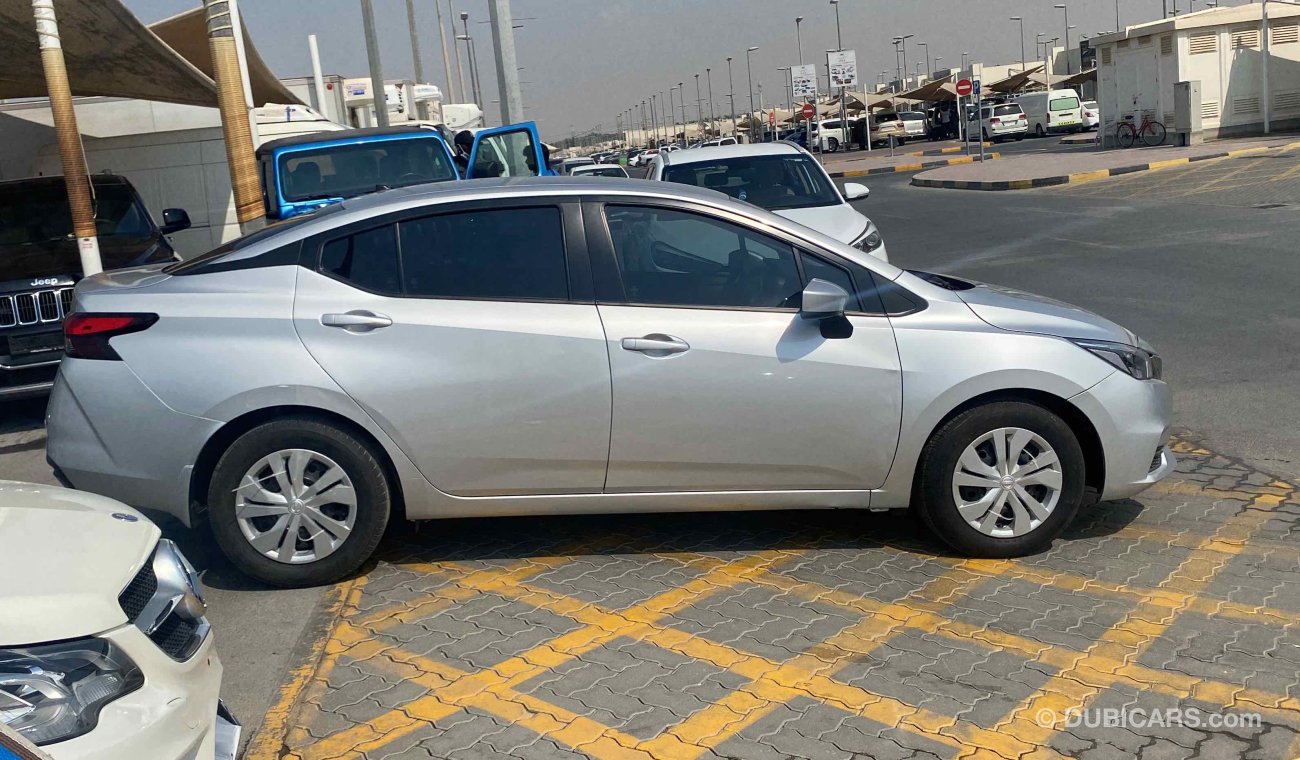 نيسان صني Nissan versa