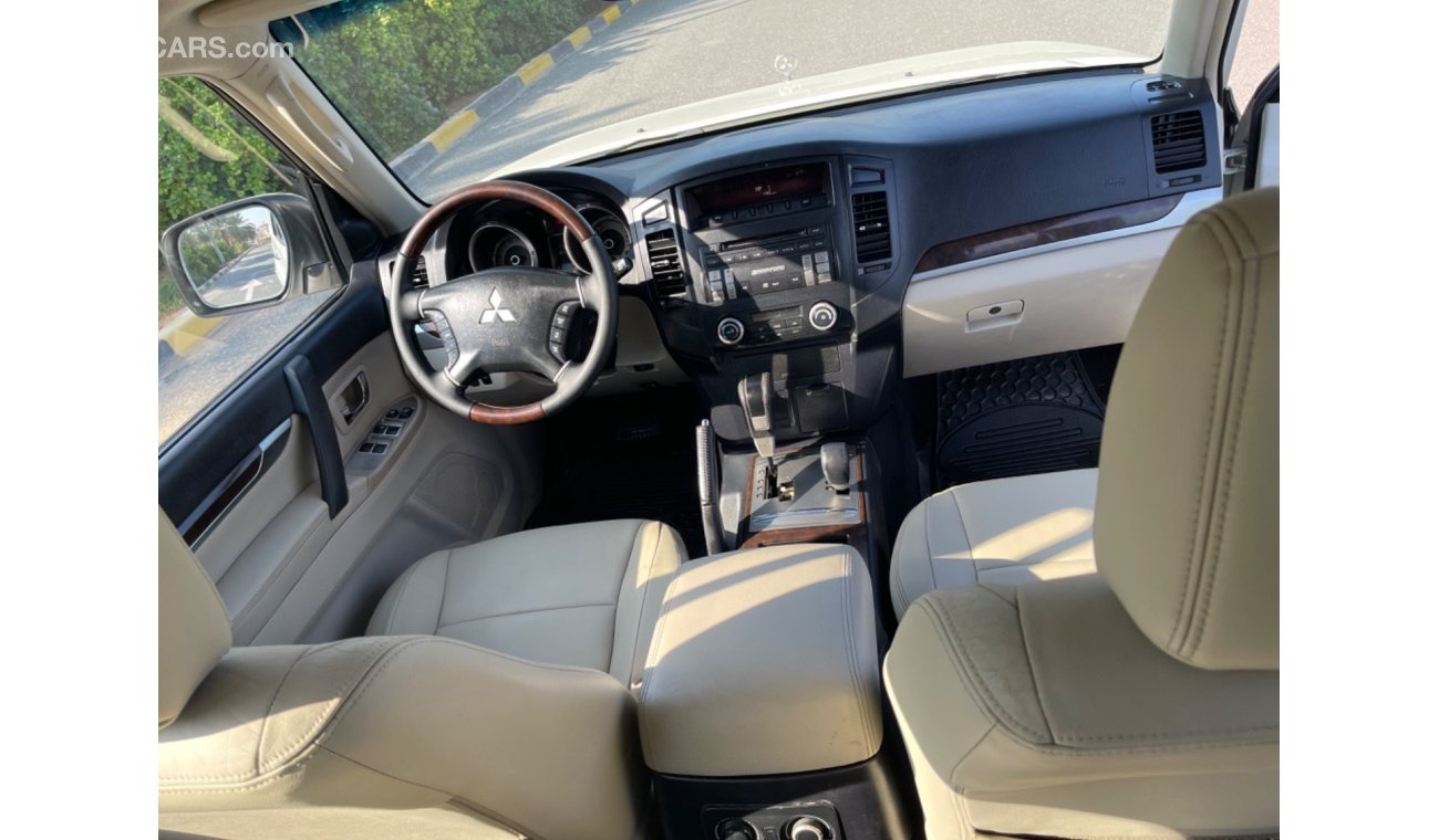 ميتسوبيشي باجيرو Mitsubishi Pajero model 2009 3,8 GCC Excellent Condition