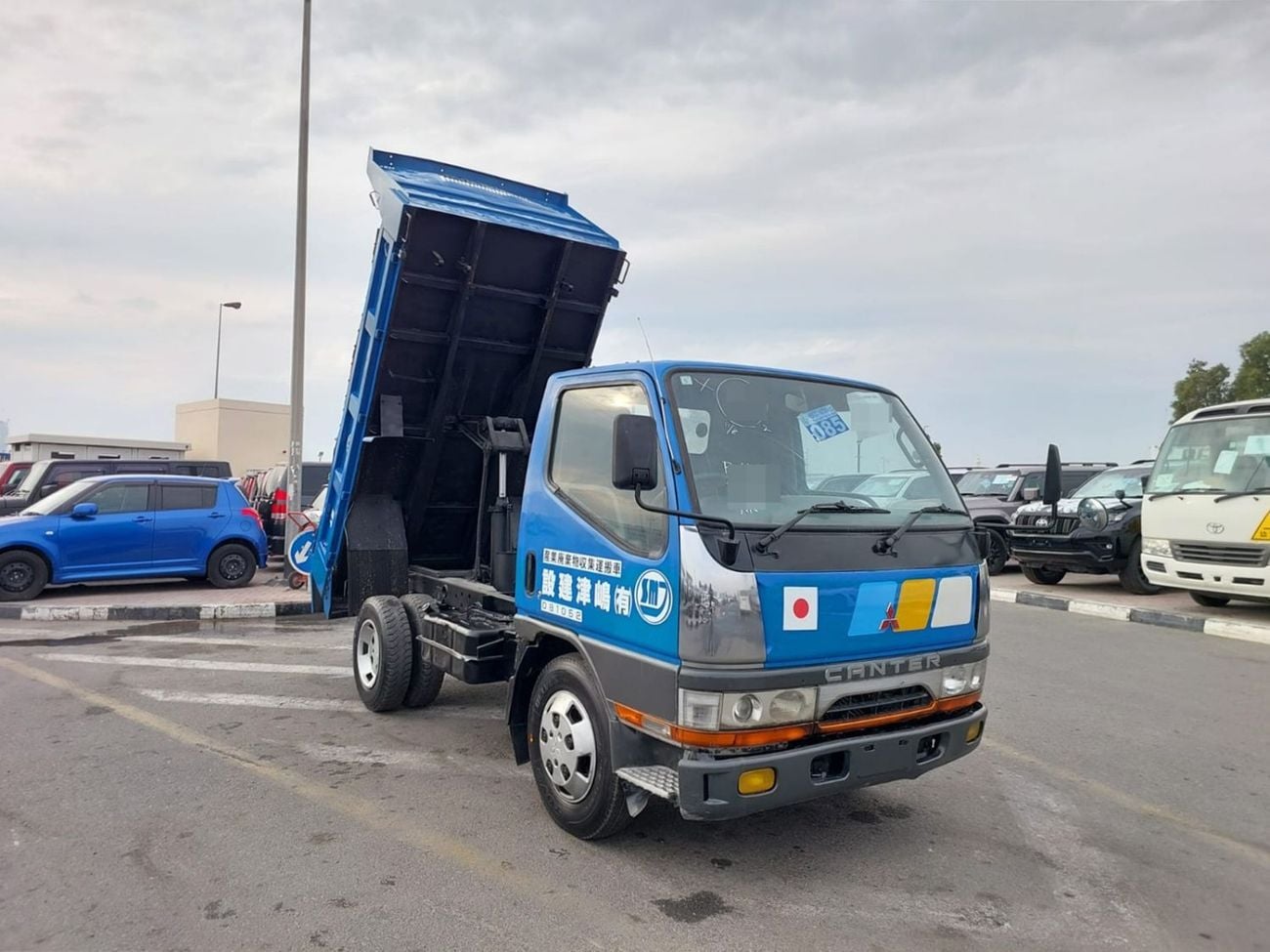 Mitsubishi Fuso Canter (RAMADAN OFFER) MITSUBISHI CANTER TRUCK RHD 1994 MODEL 4.6 L DIESEL MANUAL(PM00885)