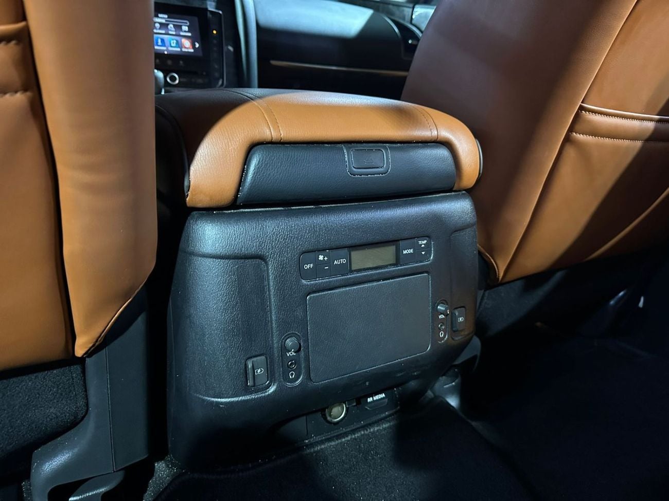 Nissan Patrol LE Platinum 5.6L