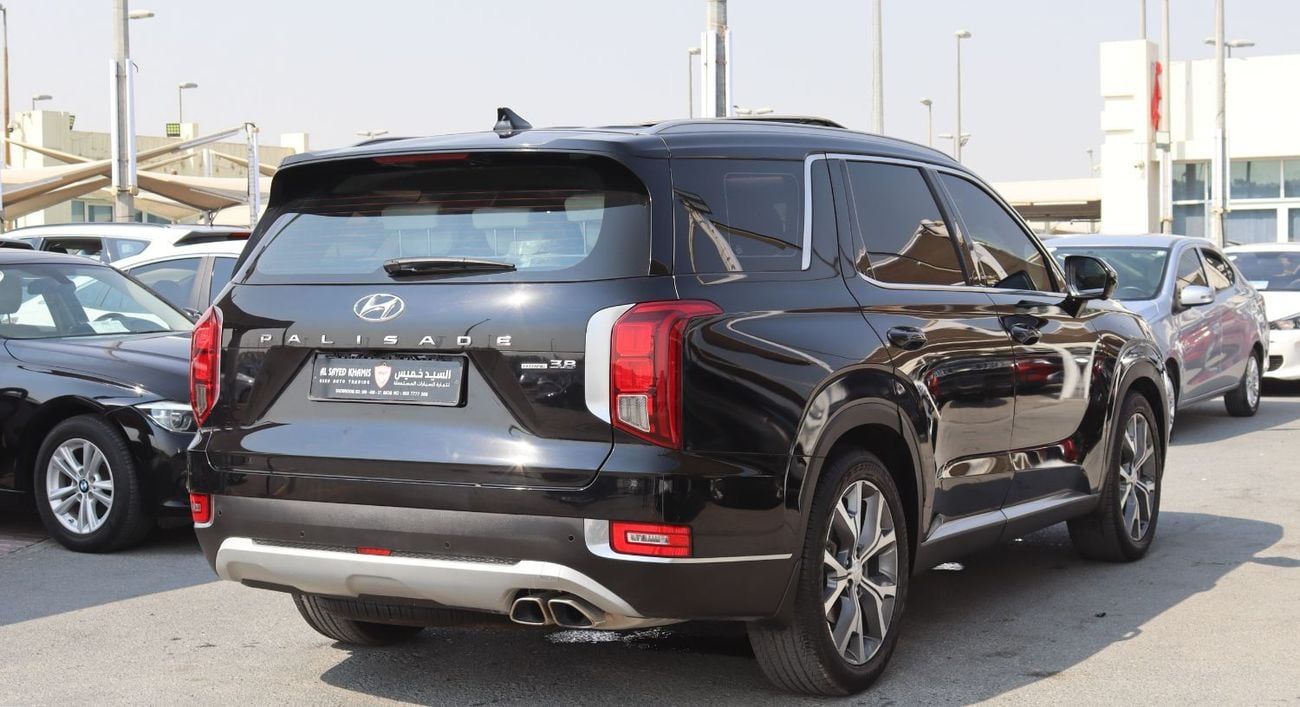 هيونداي باليساد هيونداى باليساد 2022 - خليجى -7 مقاعد -6سلندر- كاميرا 360 - سقف بانوراما -3.8L-   بحاله ممتازه