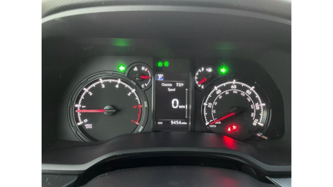 تويوتا Runner4 2021 SR5 PREMIUM SUNROOF 4x4 FULL OPTION US SPEC