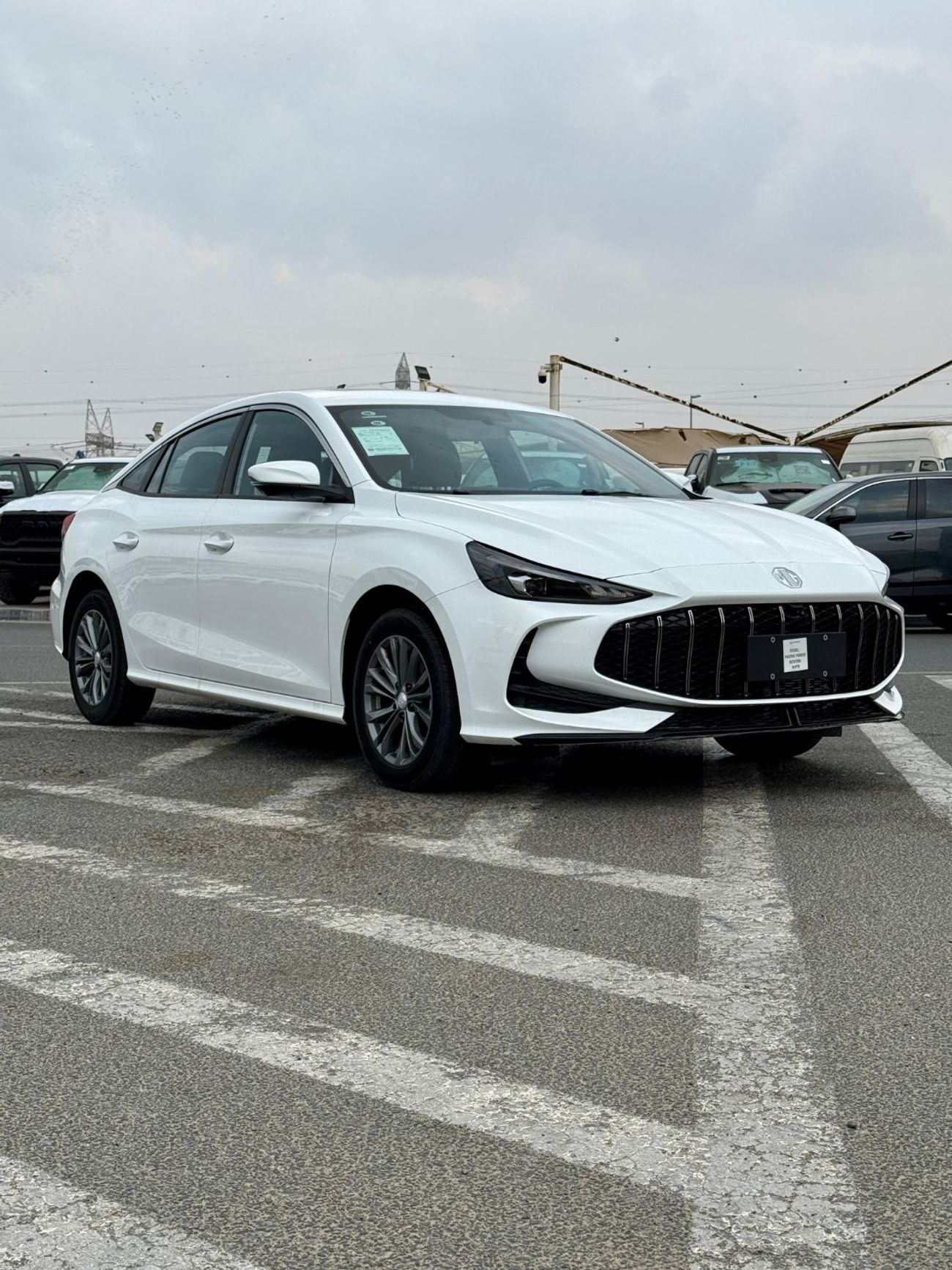 أم جي 5 MG5 - 1.5 - Luxury - 2025