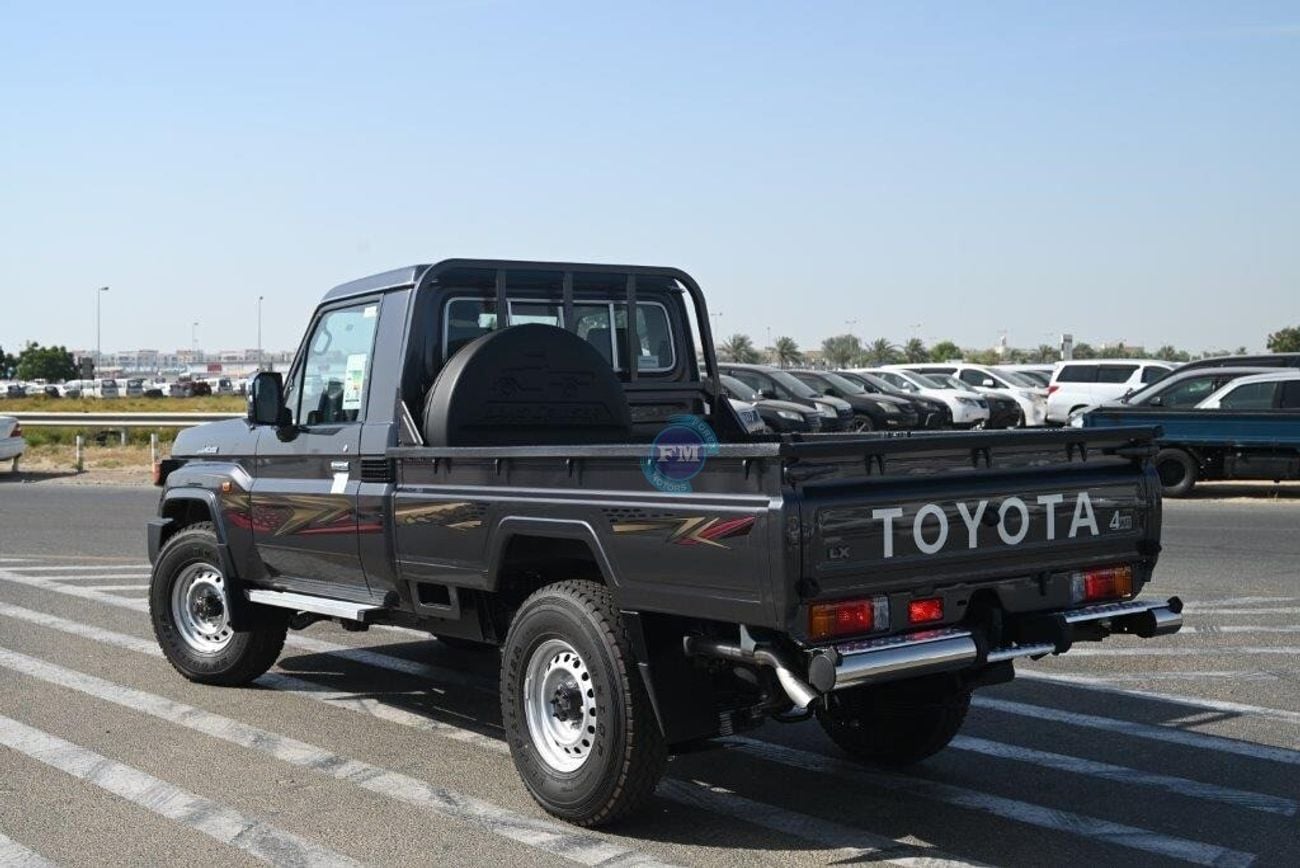 Toyota Land Cruiser Pick Up 79 Single Cab DLX 2.8L Diesel