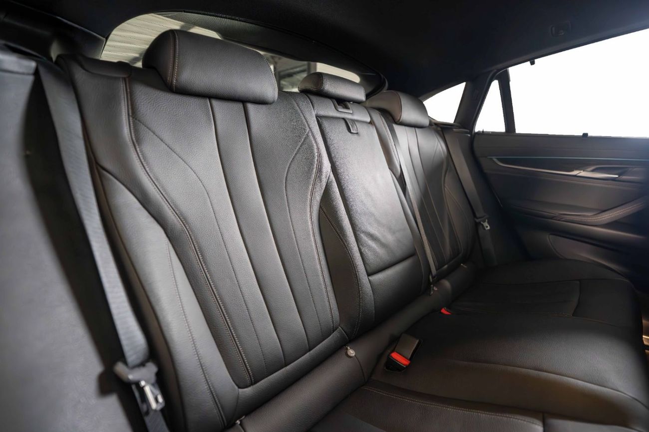 بي أم دبليو X6 50i M Sport 4.4L