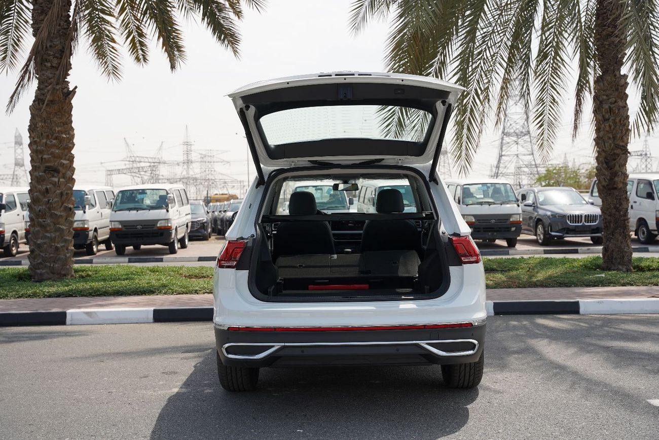 Volkswagen Tiguan 2023 VOLKSWAGEN TIGUAN 1.5L TSI SUV