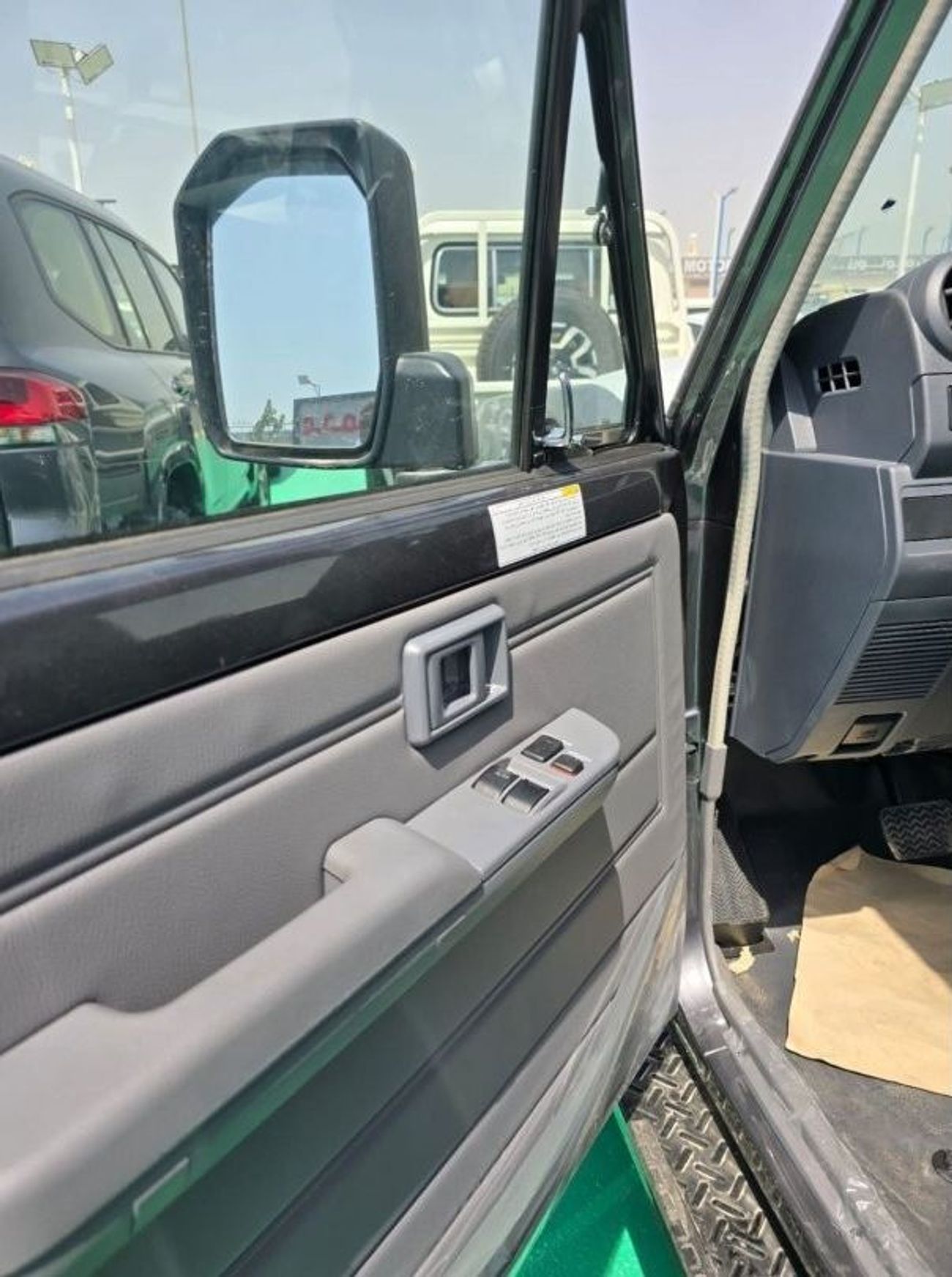 Toyota Land Cruiser Pick Up SINGLE CAB 4.0L PETROL A/T 2024 GCC