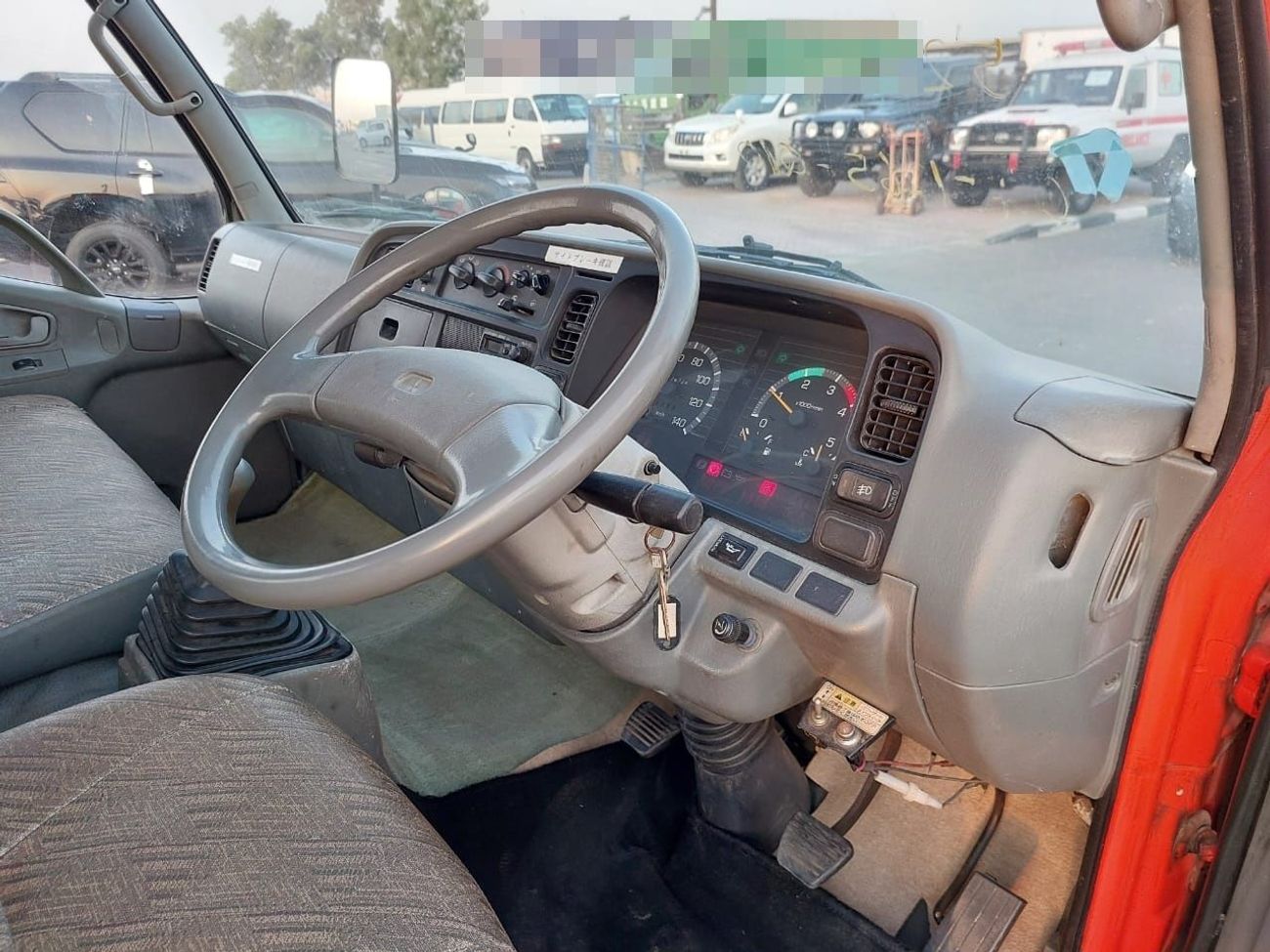 Mitsubishi Fuso Canter MITSUBISHI CANTER TRUCK RHD 1996 MODEL 4.5 L DIESEL MANUAL(PM20041)