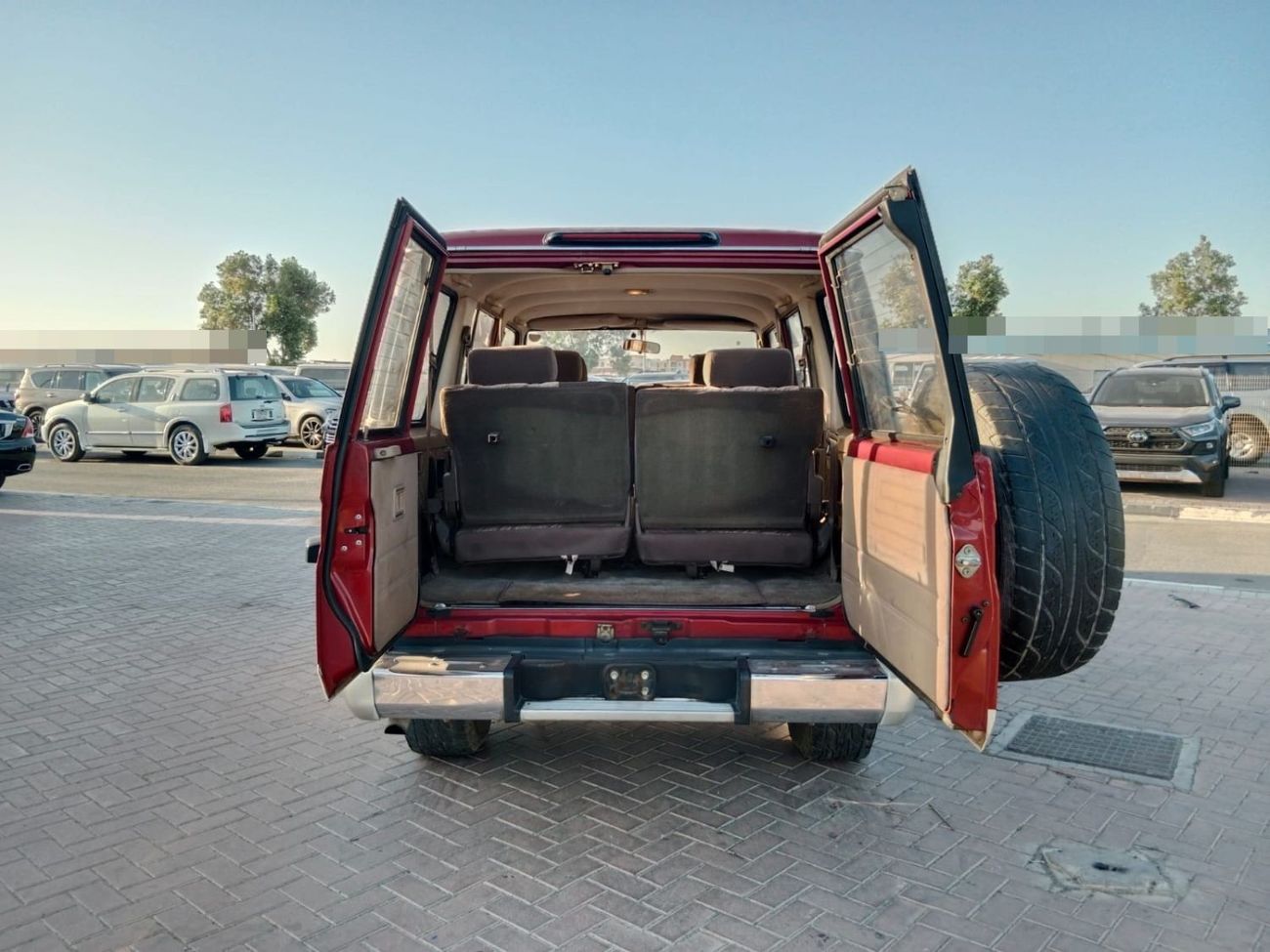 تويوتا لاند كروزر TOYOTA LAND CRUISER RIGHT HAND DRIVE(PM39201)