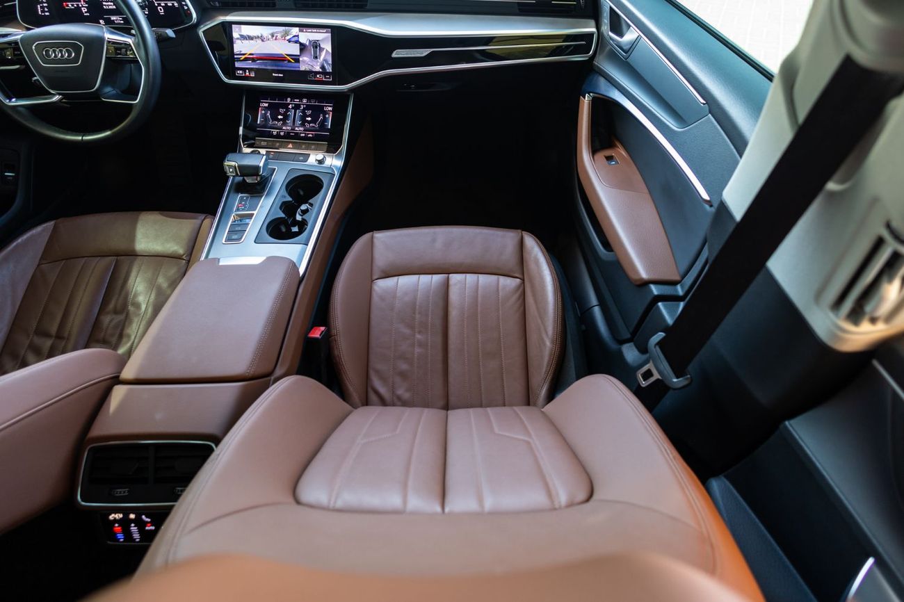 أودي A6 45 TFSI S-Line 2.0L