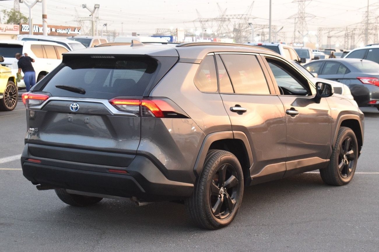 Toyota RAV4 Toyota rav4 2020 grey RHD FULL Options