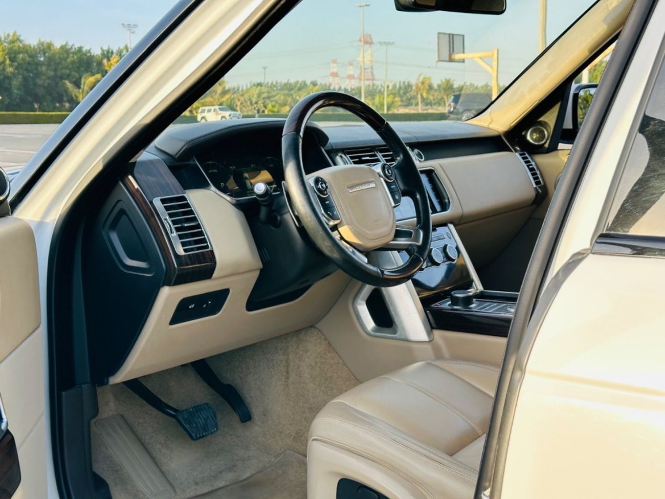 Land Rover Range Rover RANGE ROVER VOUGE MODEL 2015 GCC SPACE