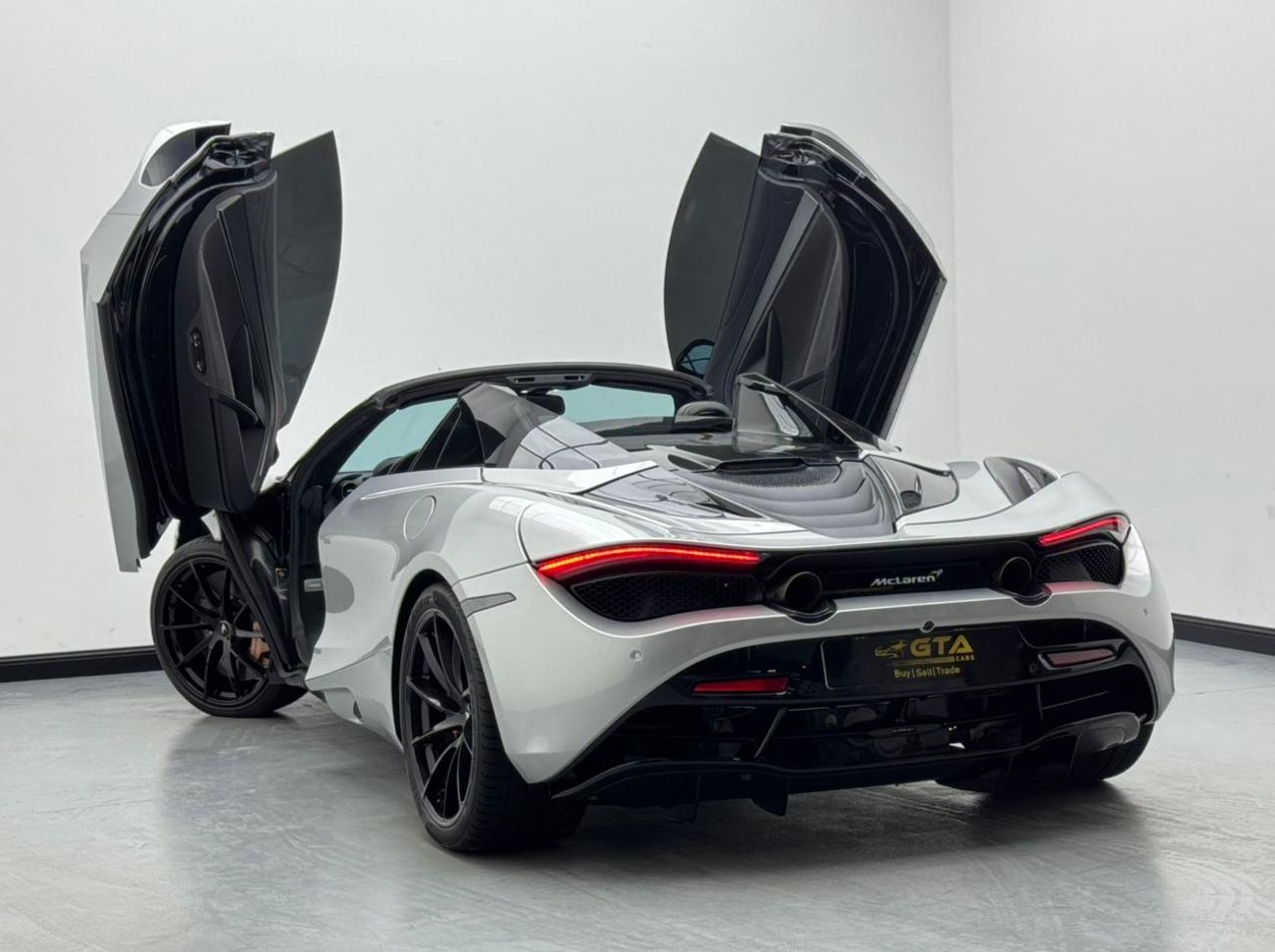 مكلارين 720S 2022 McLaren 720S Spider, Full Service History, Excellent Condition, GCC