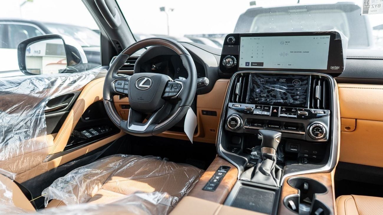 Lexus LX600 2026 Lexus LX600 Signature 3.5L Petrol AT White-Tan (Wooden Accent)