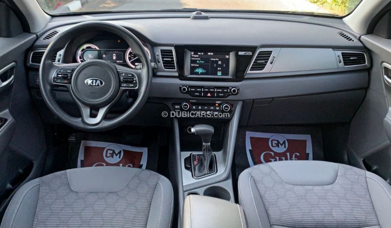 Kia Carens KIA NIRO Hybrid
