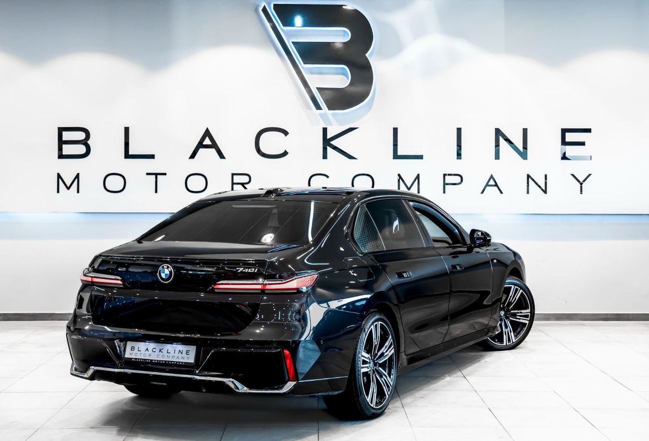 BMW 740Li 2023 BMW 740i, 2028 BMW Warranty + Service Contract, Low KMs, GCC