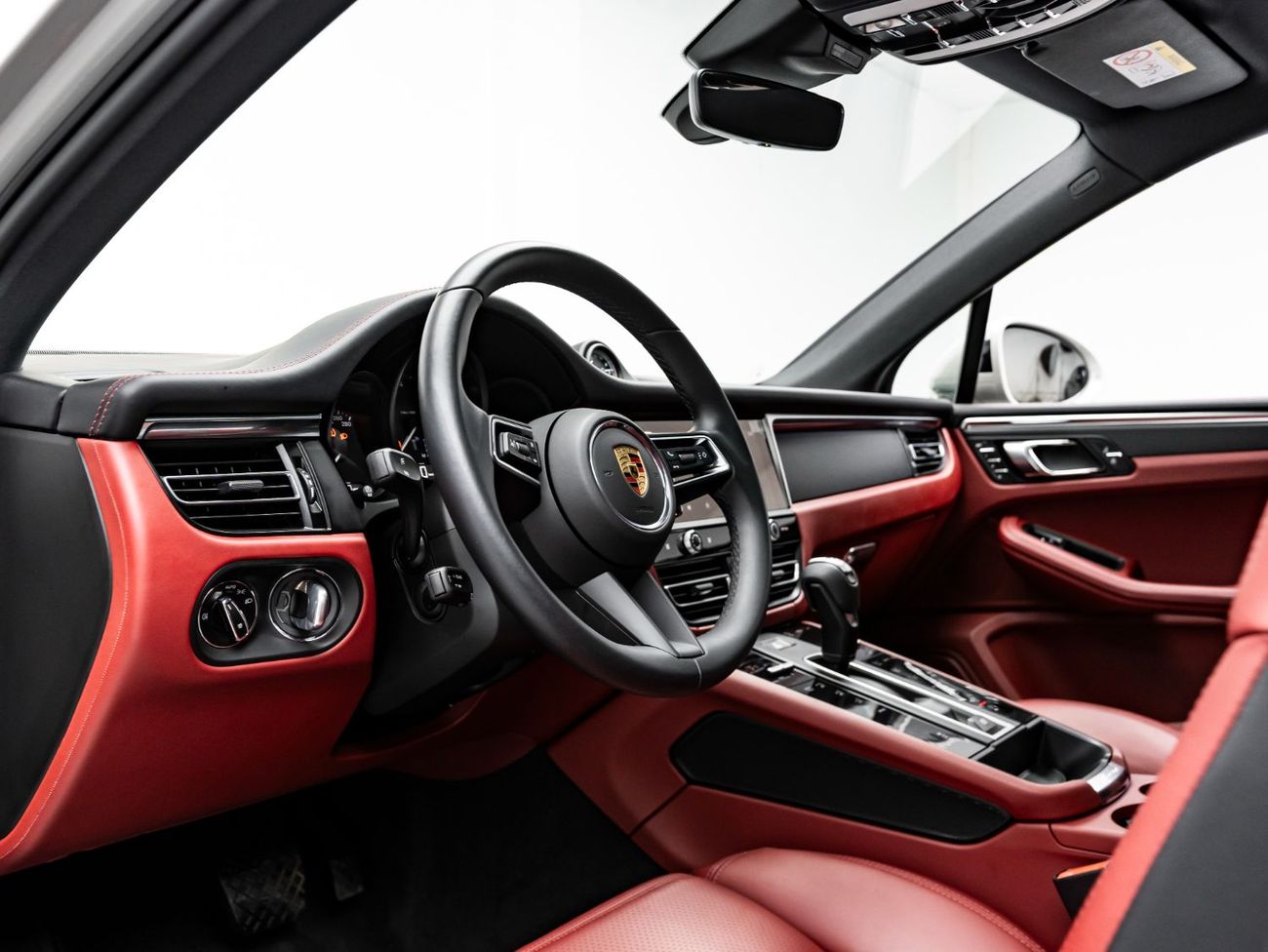 Porsche Macan Std 2.0L (252 HP) 2024 Porsche Macan, November 2026 Porsche Warranty, Full Service History, Low KMs,