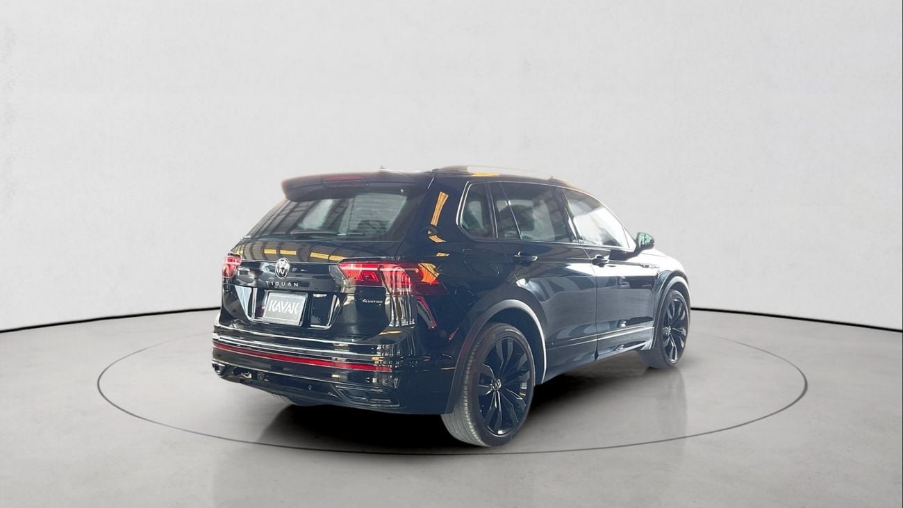 فولكس واجن تيجوان 2.0 TSI 4WD DSG PREMIUM R-LINE | شامل الضمان | 0 ﺪﻔﻋﺓ ﺃﻮﻟﻯ