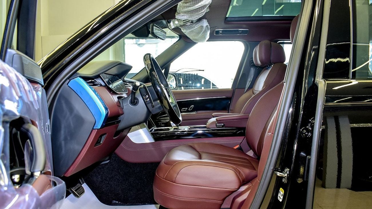 Land Rover Range Rover RANGE ROVER AUTOBIOGRAPHY P530 GCC SPECS MODEL 2024 ZERO UNDER WARRANTY