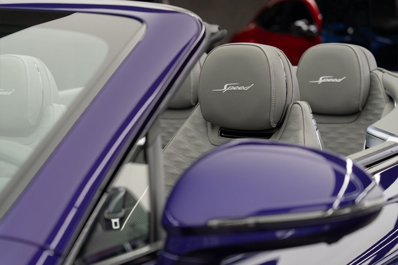 Bentley Continental GTC Speed 4.0T (Hybrid)