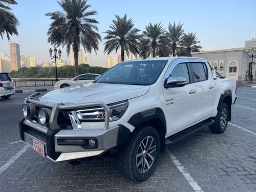 Toyota Hilux S GLX 2.8L AWD A/T