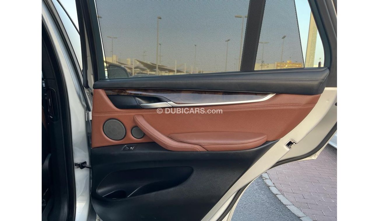 BMW X5 50i Design Pure BMW X5 TWIN POWER Turbo_Gcc_2015_Excellent_Condition _Full option
