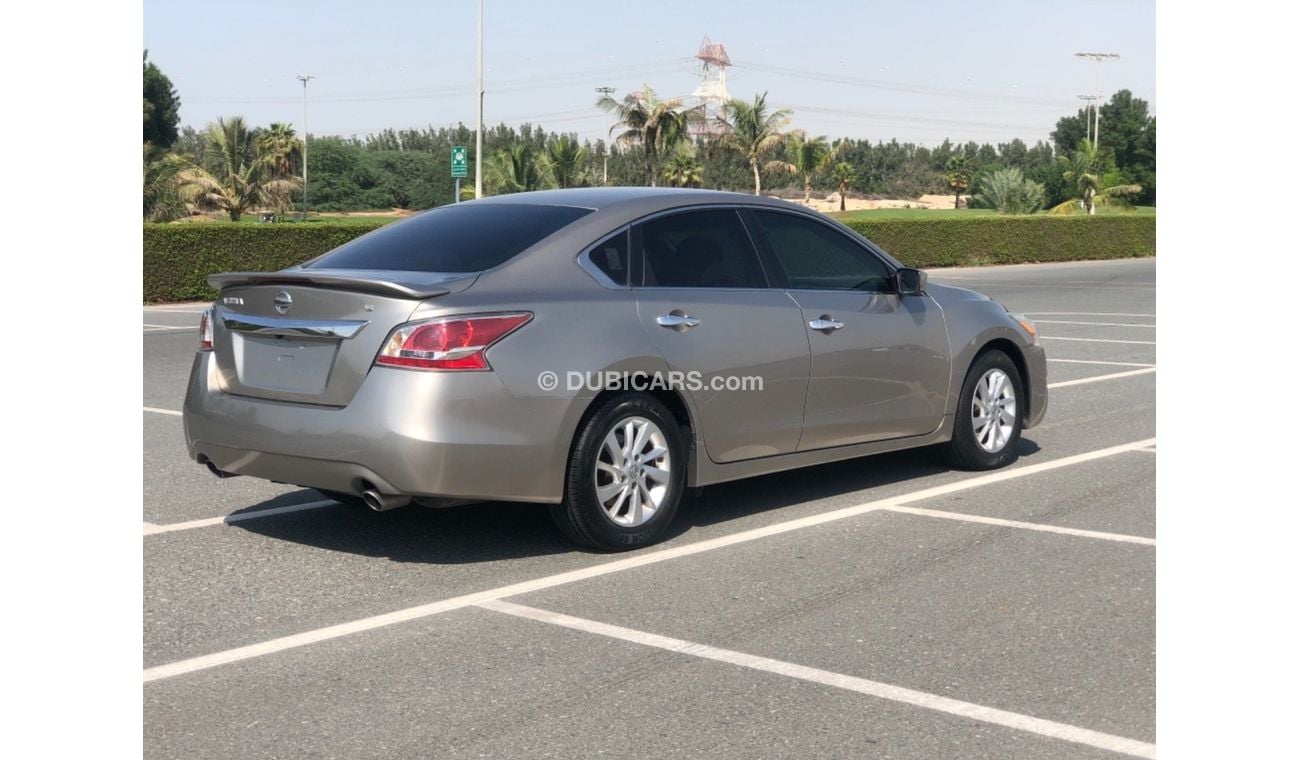 نيسان ألتيما موديل 2015 خليجي حاله ممتازه من الداخل والخارج