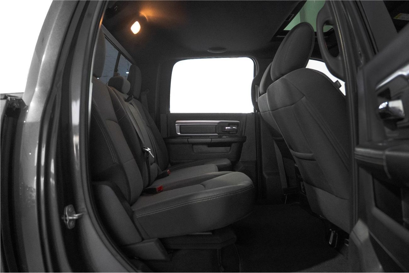 رام 1500 Warlock V8 / Full Service History