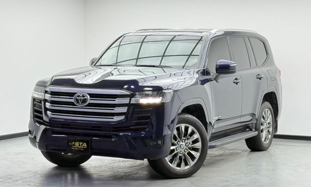 Toyota Land Cruiser 2023 Toyota Land Cruiser GXR, 2028 Toyota Warranty, Full Toyota Service History, Very Low Km, GCC