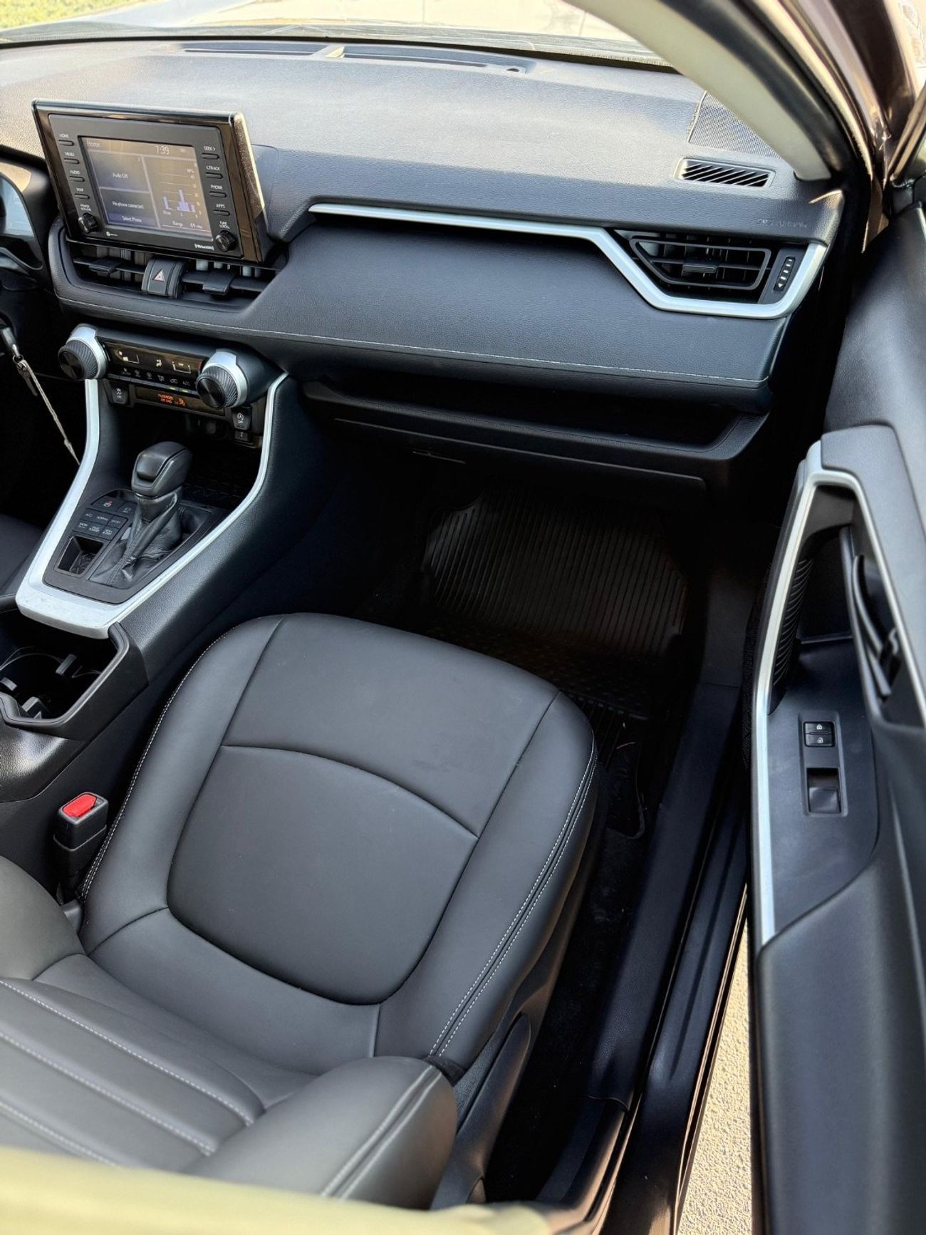 تويوتا راف ٤ 4WD 2022