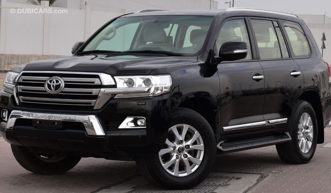 تويوتا لاند كروزر TOYOTA LAND CRUISER 2017 (V6-4.0L)