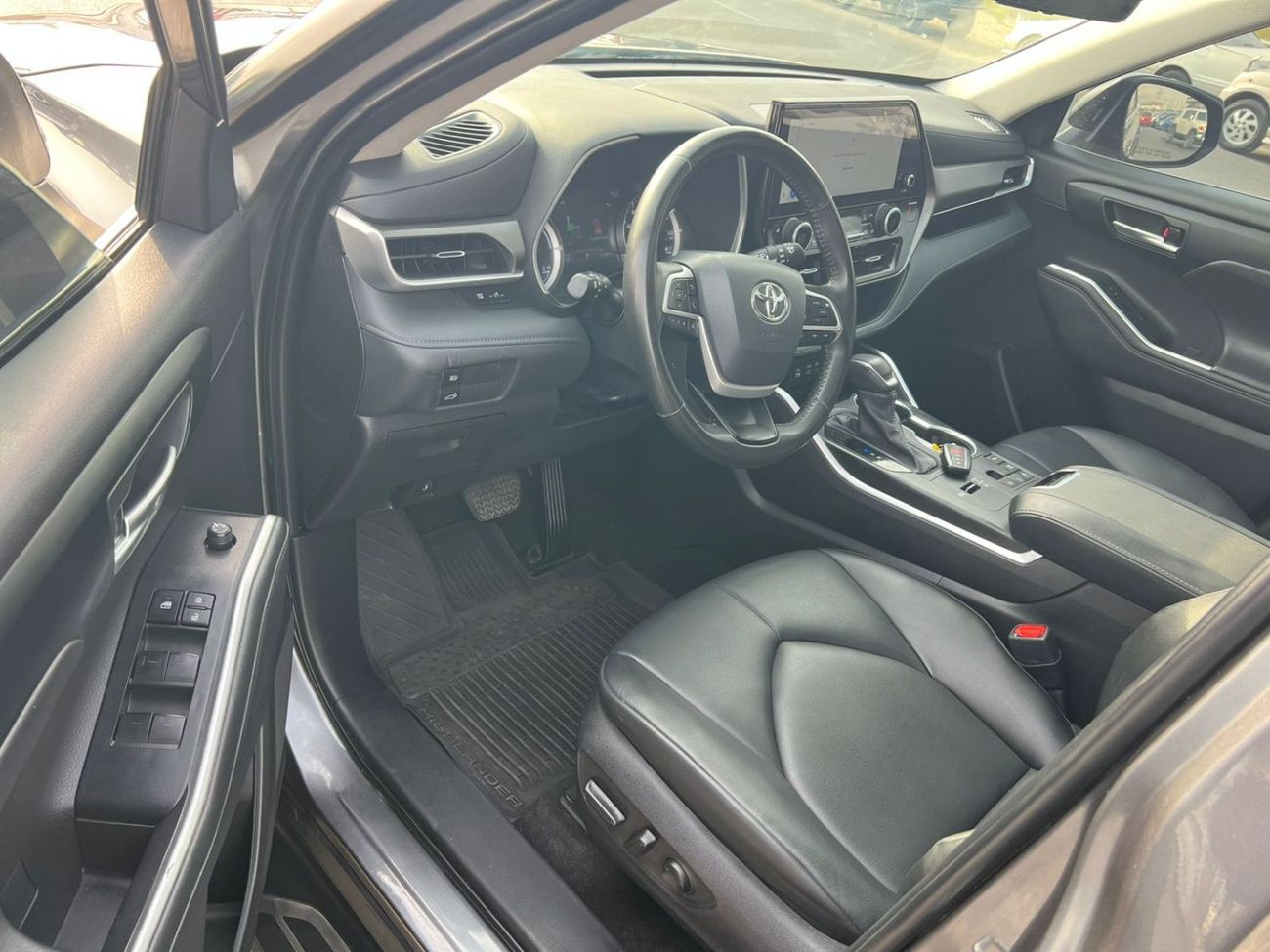 Toyota Highlander 2023 TOYOTA HIGHLANDER HYBRID XLE,  2.5l v4 GASOLINE , SUNROOF LEATHER ELECTRIC SEATS, TRUCK AUTO, 4